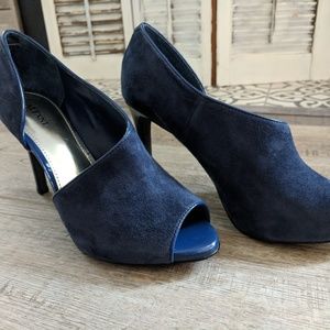 Stunning Blue Sued Shoes👠💙💕